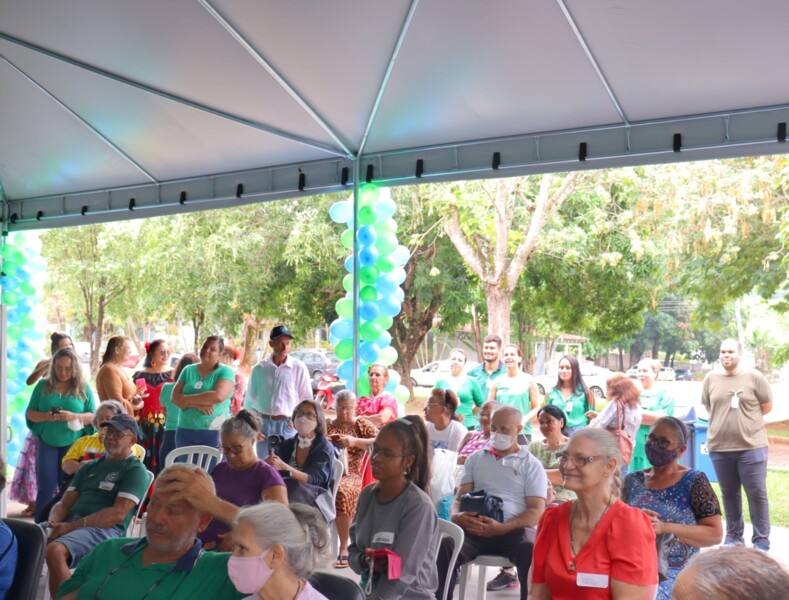 hds-promove-manha-ludica-em-homenagem-ao-dia-internacional-do-idoso